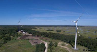 Wind Turbines in Ipsiwch, MA
A pair of turbines located near a tidal marsh in Ipswich, Massachusetts.
Keywords: wind turbines;Ipswich,drone